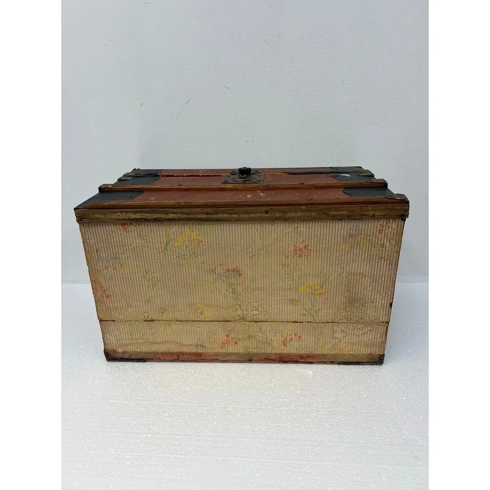 Wood Dollhouse Steamer Trunk Miniature Antique Storage Box Chest SALESMAN SAMPLE